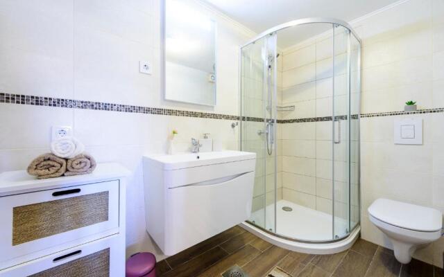 Apartment Mistral