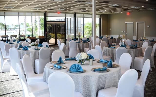 Bay Harbor Hotel