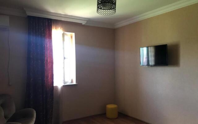Nani's sweet home