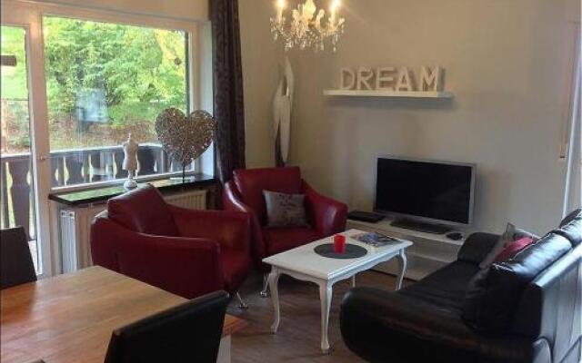 Schanzenstraße 15-R