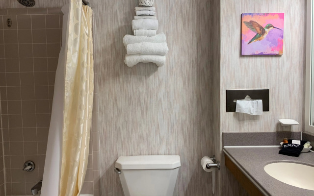 Woodbridge Inn & Tavern