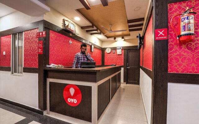 OYO 14194 Hotel Deccan Lodging and Boarding