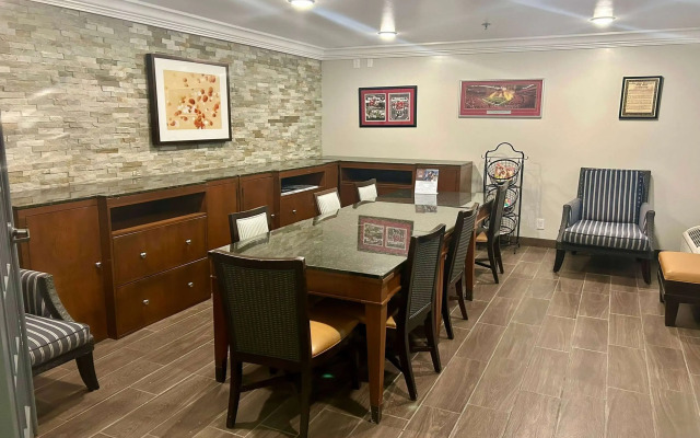 Baymont Inn & Suites by Wyndham Columbus near OSU