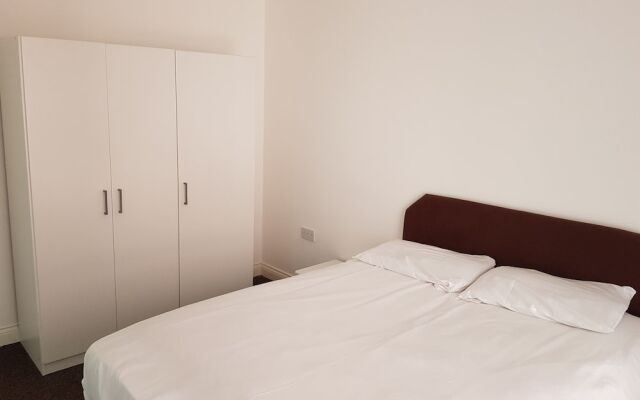 Jaylets Premier Apartments, Leicester.