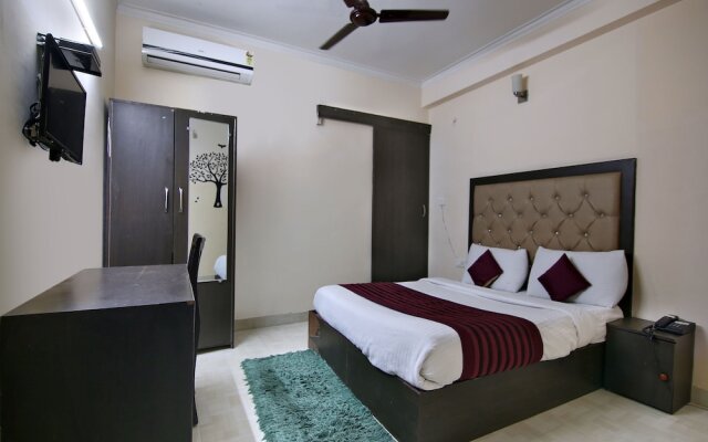 OYO 709 Hotel Cross Winds
