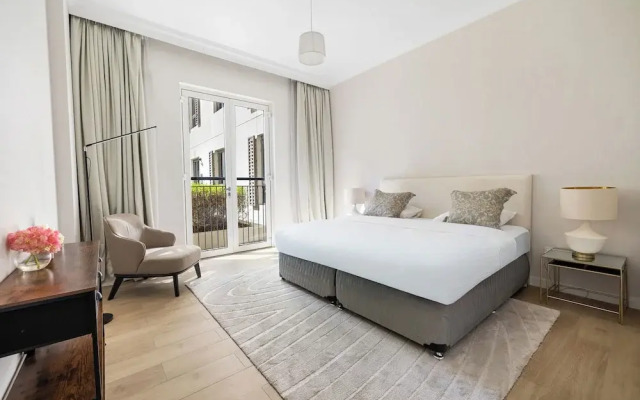 Stylish 2BR with Beach Access