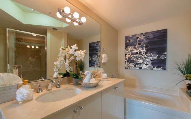 Stylish Modern 2bd 2bth Apt Near the Beach