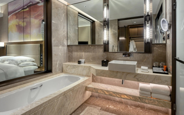 Crowne Plaza Beihai Silver Beach by IHG