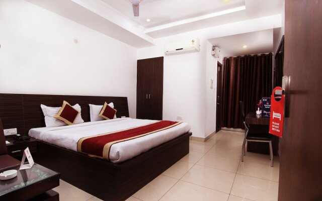 OYO 6804 Hotel Buddha Residency
