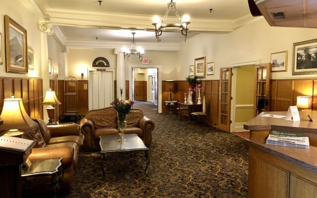 Stearns Hotel