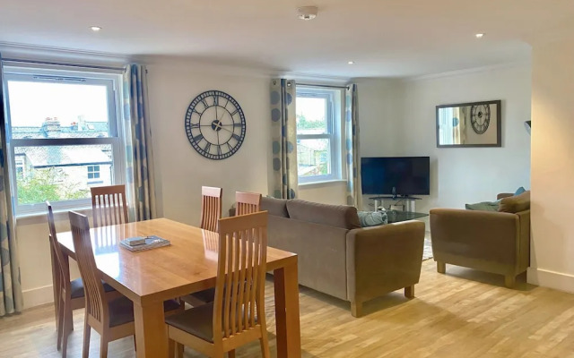 Your Space Apartments - Manor House