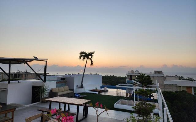 Ocean and city view rooftop, apartment 2BR 101