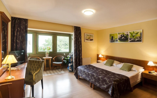 Holiday Club Apartman Hotel