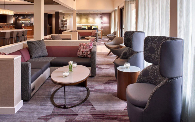 Courtyard by Marriott St. Louis Downtown West