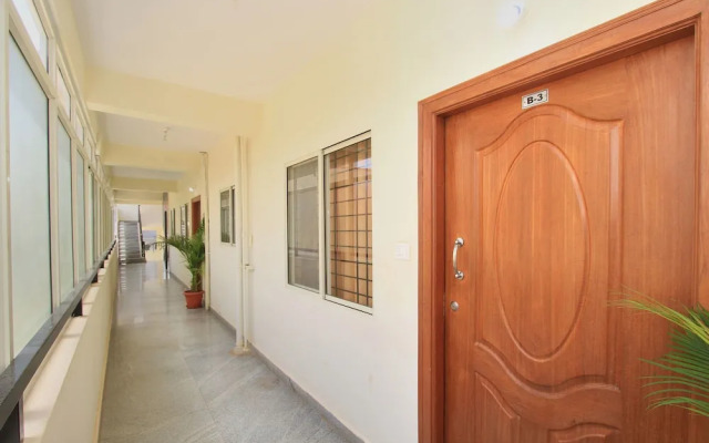 Ample Premium Suites by OYO Rooms