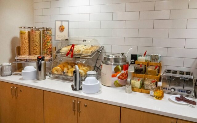 Fairfield Inn & Suites by Marriott Hazleton