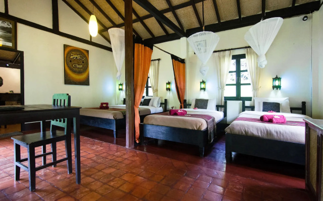 Hillside - Nature Lifestyle Lodge