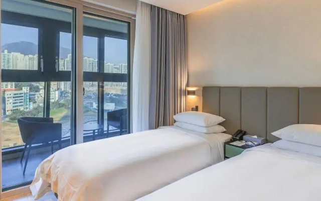 Citadines Connect Hotel Hari Busan
