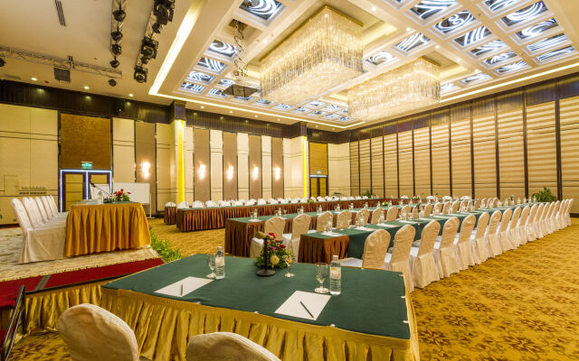 Dara Airport City Hotel & Spa