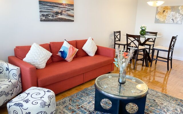 Stylish 1 Bdr Apartment! on Donmills and Eglinton