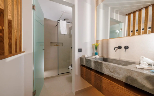 Deos Luxury Suites