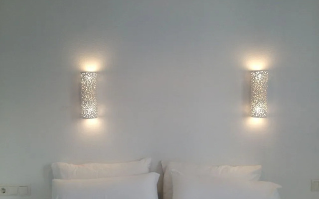 Maistrali Studios & Apartments