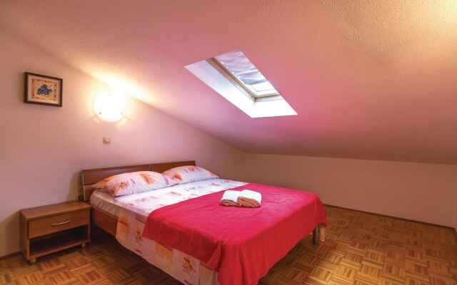 Stunning Home in Makarska With Wifi and 1 Bedrooms