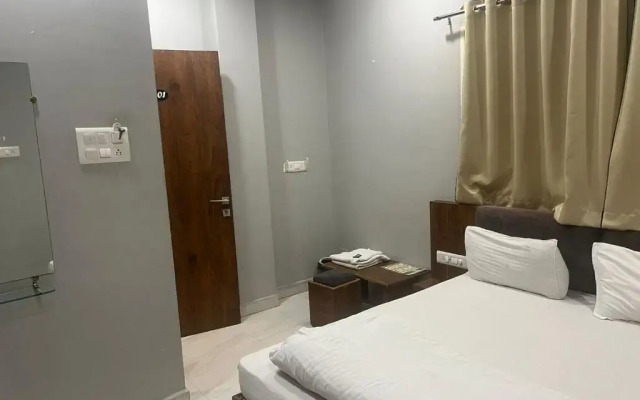 Hotel Shankar by OYO Rooms