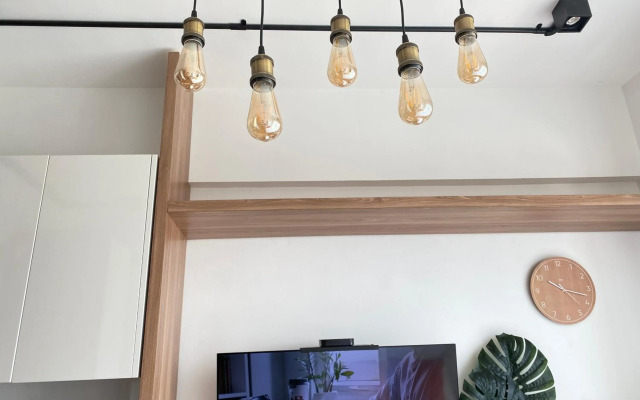 Skystory.inn warm and cozy studio @Skyhouse BSD