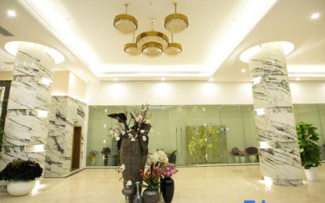 Zhuhai Art Exhibition International Hotel (Mingzhu Station Sam's Club)