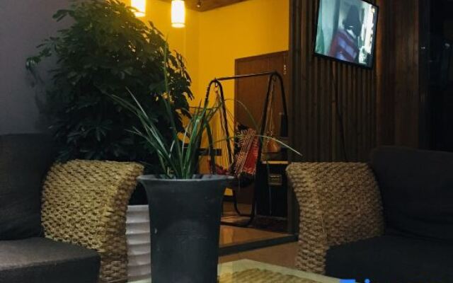 Sanqing Renjia Guesthotel