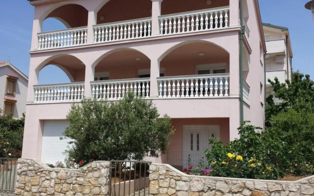 Apartments Pink house