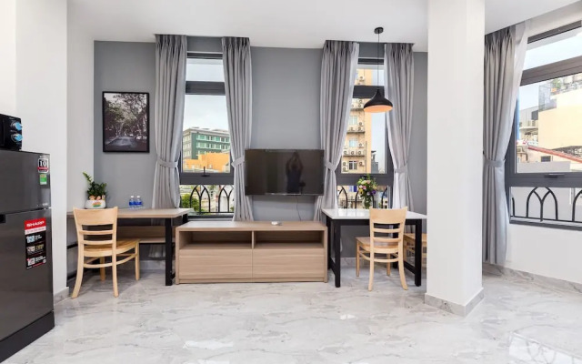 YOURS Apartment - Airport