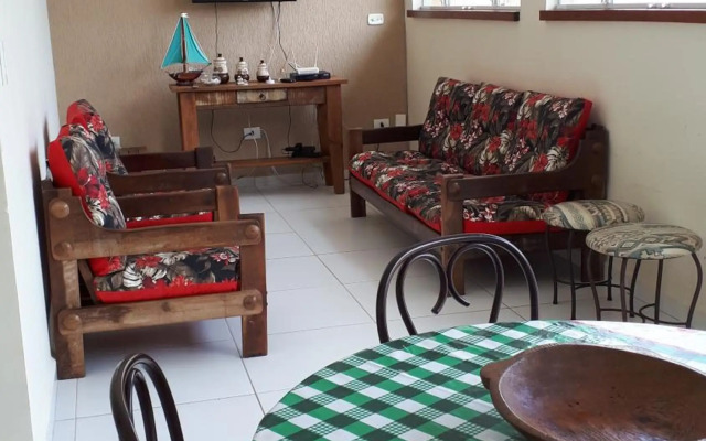 Casa de praia com piscina em Caraguatatuba - SP