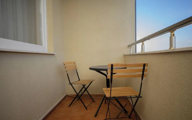 Dodona Apartments