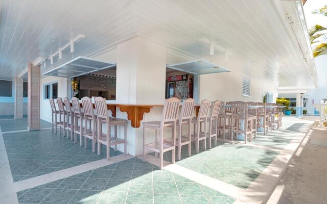 Time Out Hotel