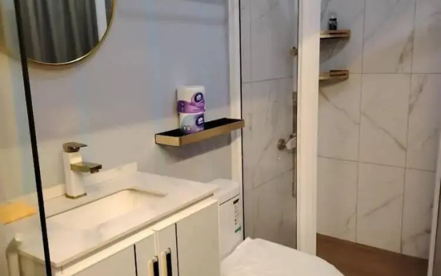 Ampang Hilir Lakeview Suite