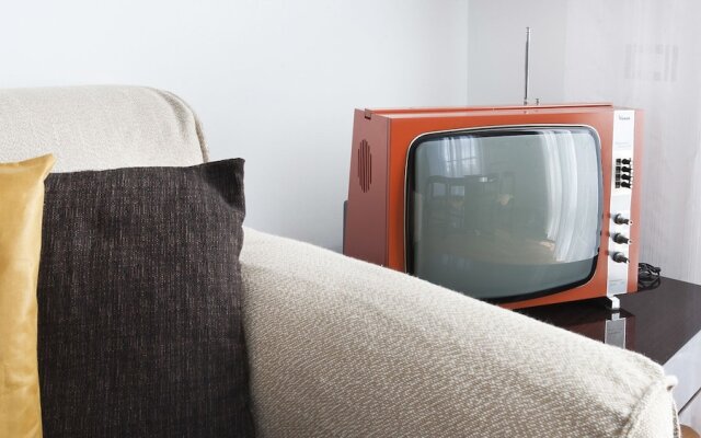 Mi-pfir4a4 - Piazza Firenze 4