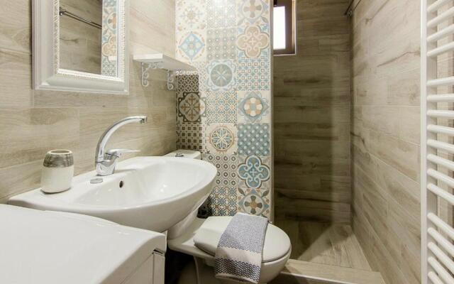 Hersonissos Modern One Bedroom Apartment Beachside