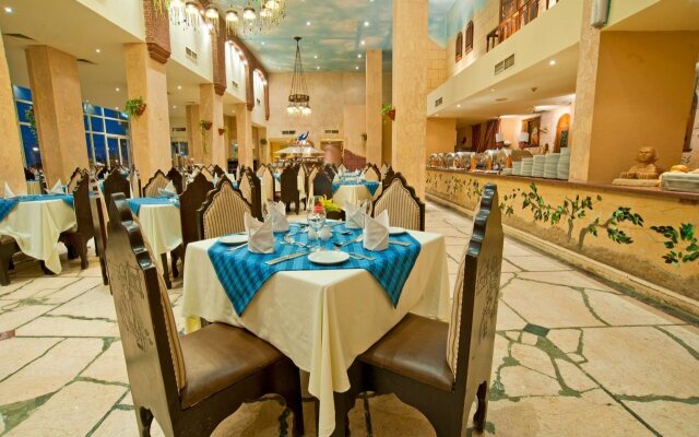 Sunny Days El Palacio Resort & Spa