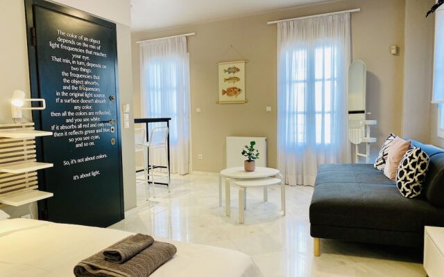 Luxury Studio in Historical Center, Syntagma-Plaka