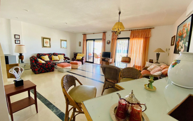 Beautiful house on the beachfront in Costa tropical