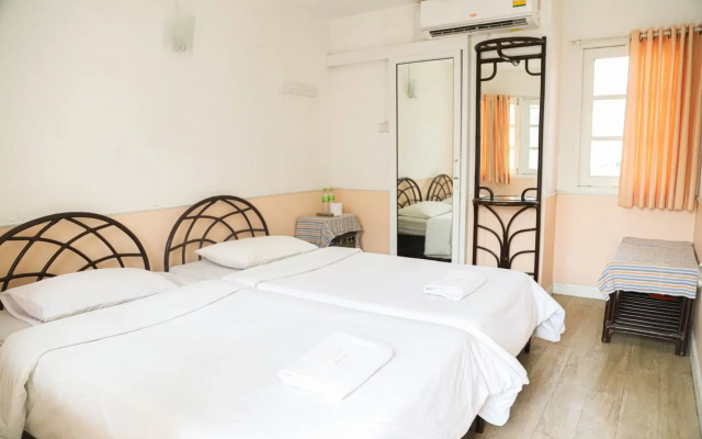 White Lodge Hotel Bangkok