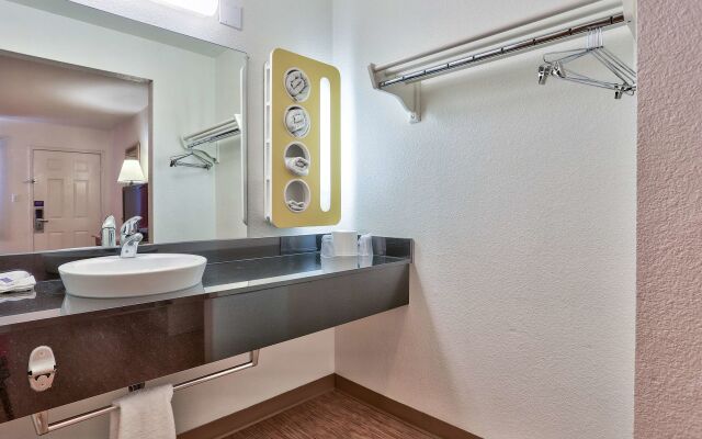 Motel 6 Flagstaff, AZ - West - Woodland Village