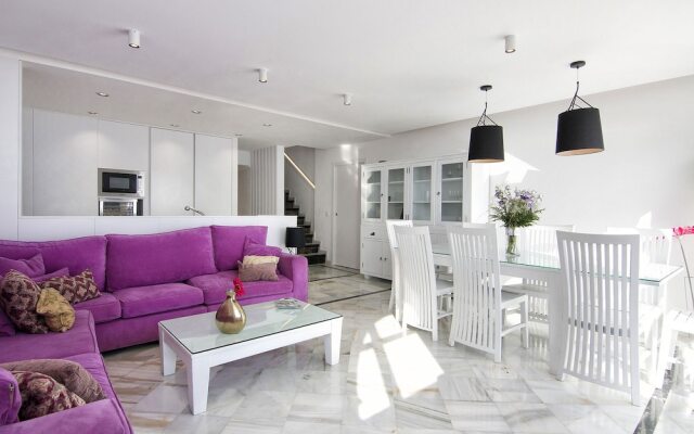 Duplex Penthouse with swimming pool