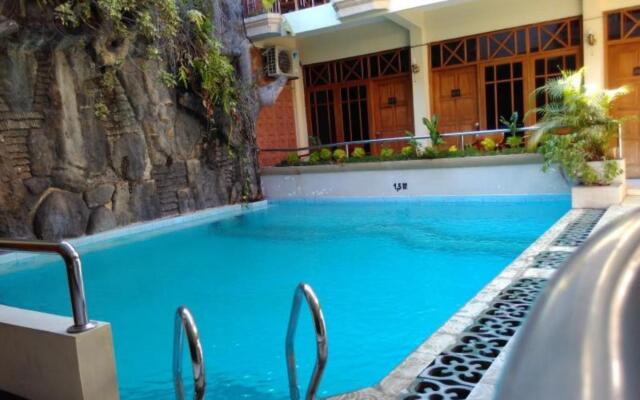 Hotel Cristalit