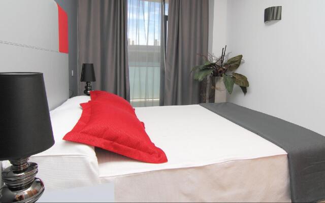 Apolo Suites Rentalmar