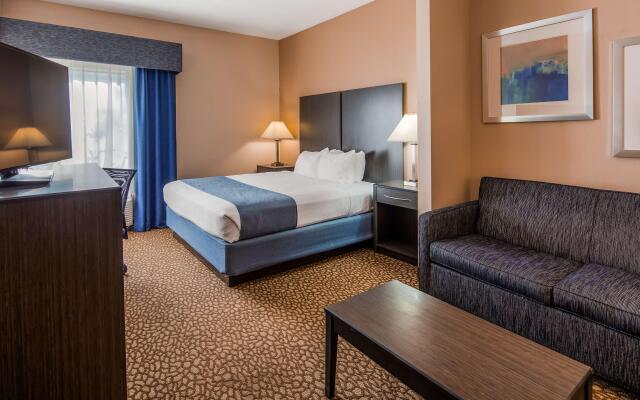 Best Western Plus Bradenton Hotel & Suites