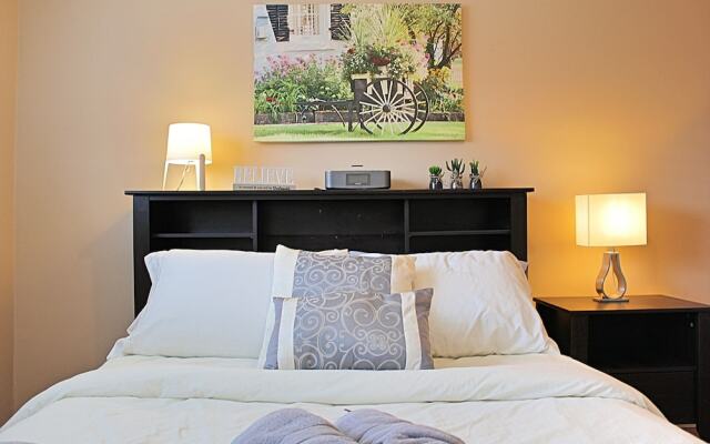 Lakeside 2 Bedroom Guest Suite