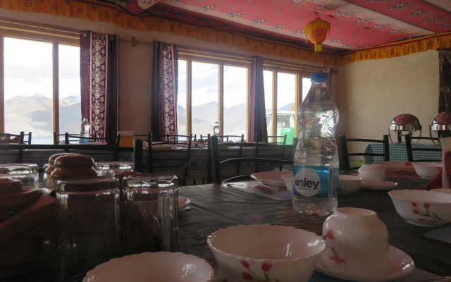 Camp BlueWaters - Pangong